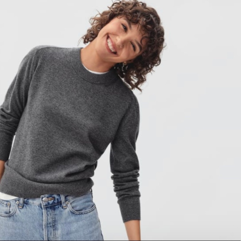 Grey cashmere sweater